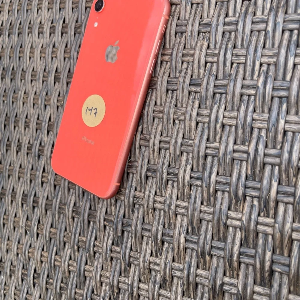 Apple iPhone XR Black Coral With Small Parts Good Condition